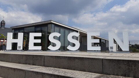 Die "HESSEN-Buchstaben" in Eltville Die "HESSEN-Buchstaben" in Eltville