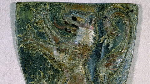 Wappen: in Blau steigender, siebenmal rot-weiß geteilter Löwe; zwischen seinen Hinterpranken der Deutschordensschild Wappen: in Blau steigender, siebenmal rot-weiß geteilter Löwe; zwischen seinen Hinterpranken der Deutschordensschild