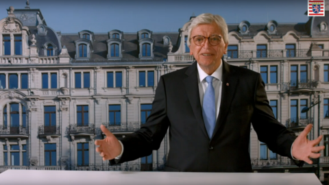 Startbild zum Video „Hessen lernt Schwimmen!“ Startbild zum Video „Hessen lernt Schwimmen!“
