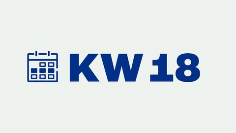 Vor einem grauen Hintergrund stehen in blau geschrieben die Worte: KW 18
