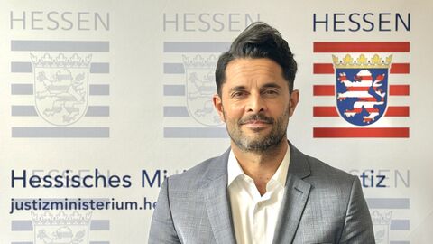 Pressesprecher Sebastian Zwiebel Portraitfoto Sebastian Zwiebel