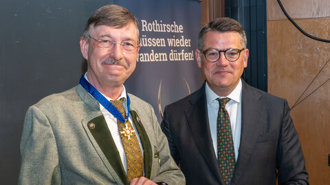Ministerpräsident Boris Rhein verleiht Prof. Dr. Jürgen Ellenberger aus Weimar den Hessischen Verdienstorden