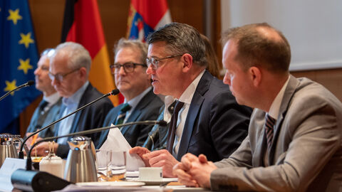 Ministerpräsident Boris Rhein beim Hessischen Zukunftsrat Wirtschaft