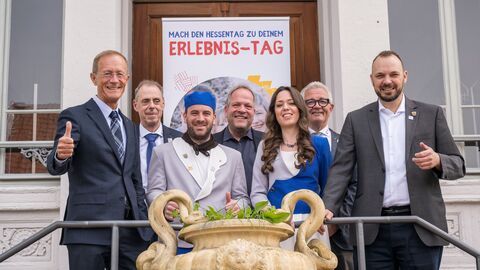 Programmvorstellung Hessentag 2023 Der Chef der Hessischen Staatskanzlei, Staatsminister Axel Wintermeyer, hat am Donnerstag gemeinsam mit dem Pfungstädter Bürgermeister Patrick Koch das Programm für den 60. Hessentag in der Villa Büchner vorgestellt.